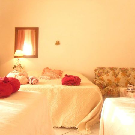 Italia Guesthouse Milis Buitenkant foto