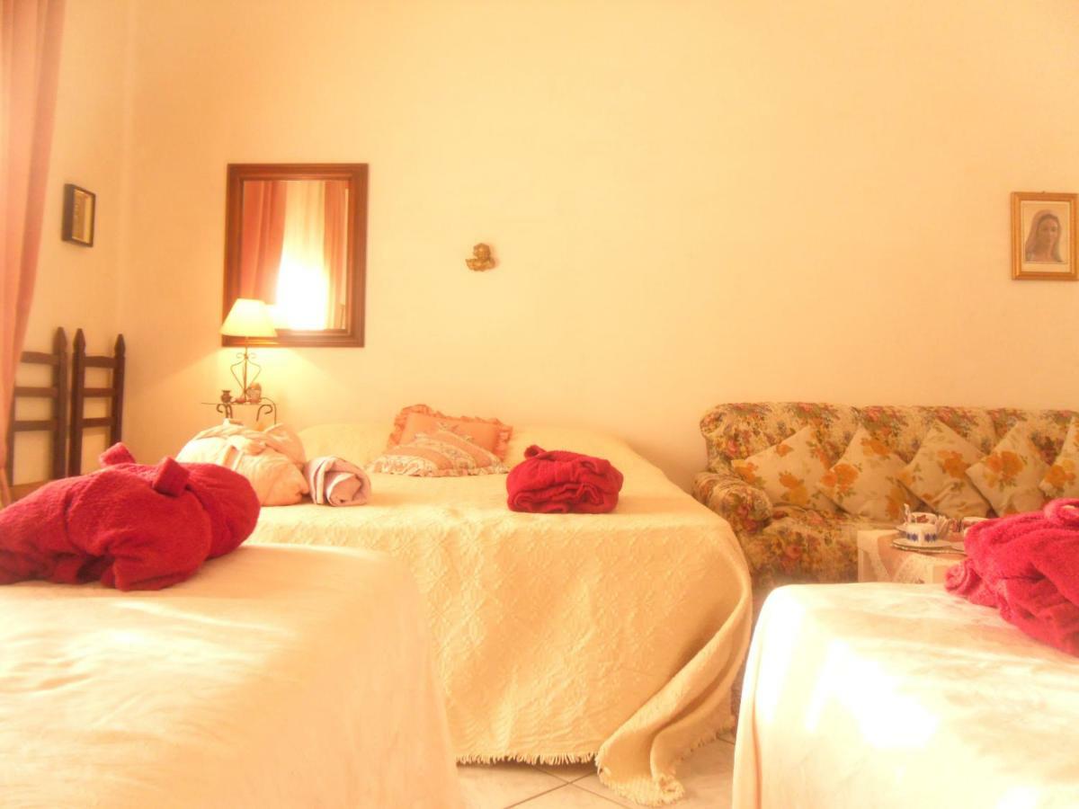 Italia Guesthouse Milis Buitenkant foto