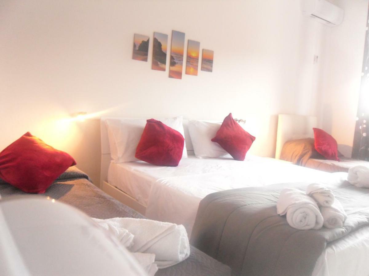 Italia Guesthouse Milis Buitenkant foto